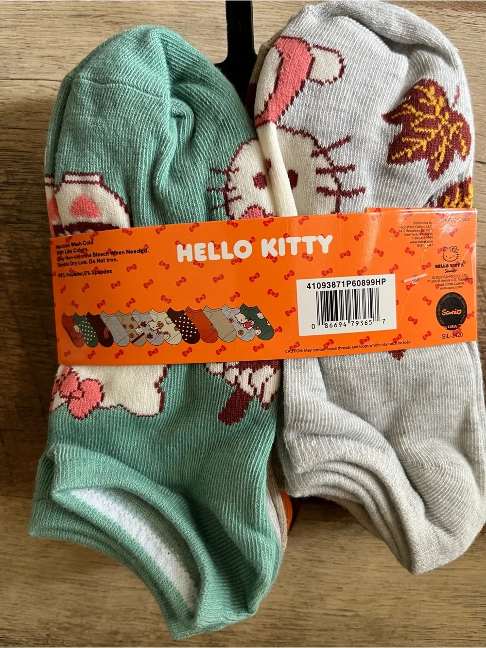 12 Pairs Hello Kitty Women's Ankle Socks Shoe Size 4-10
